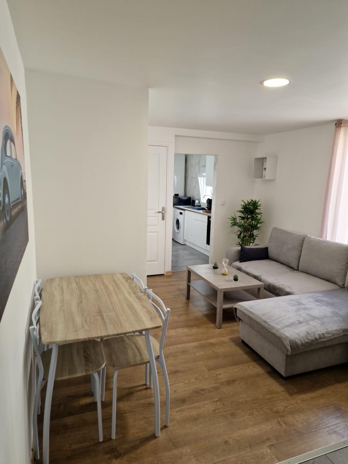 Appartement Hyper Centre Cosy Avec Balcon Chateaudun Ngoại thất bức ảnh